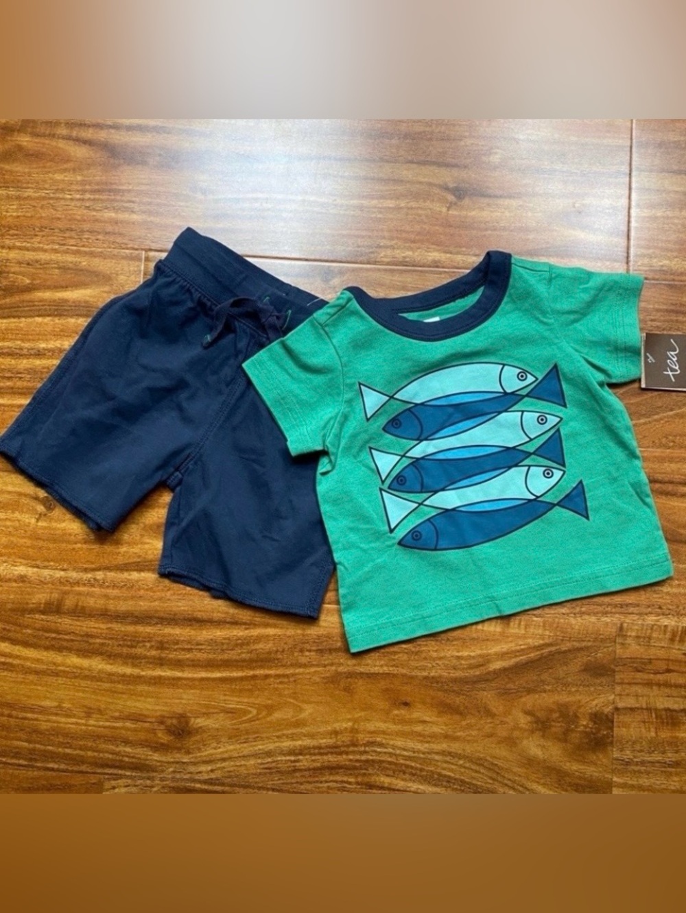 NWT New Tea Collection Baby Navy Green Fish T-Shirt + Shorts Size 3-6M Coastal